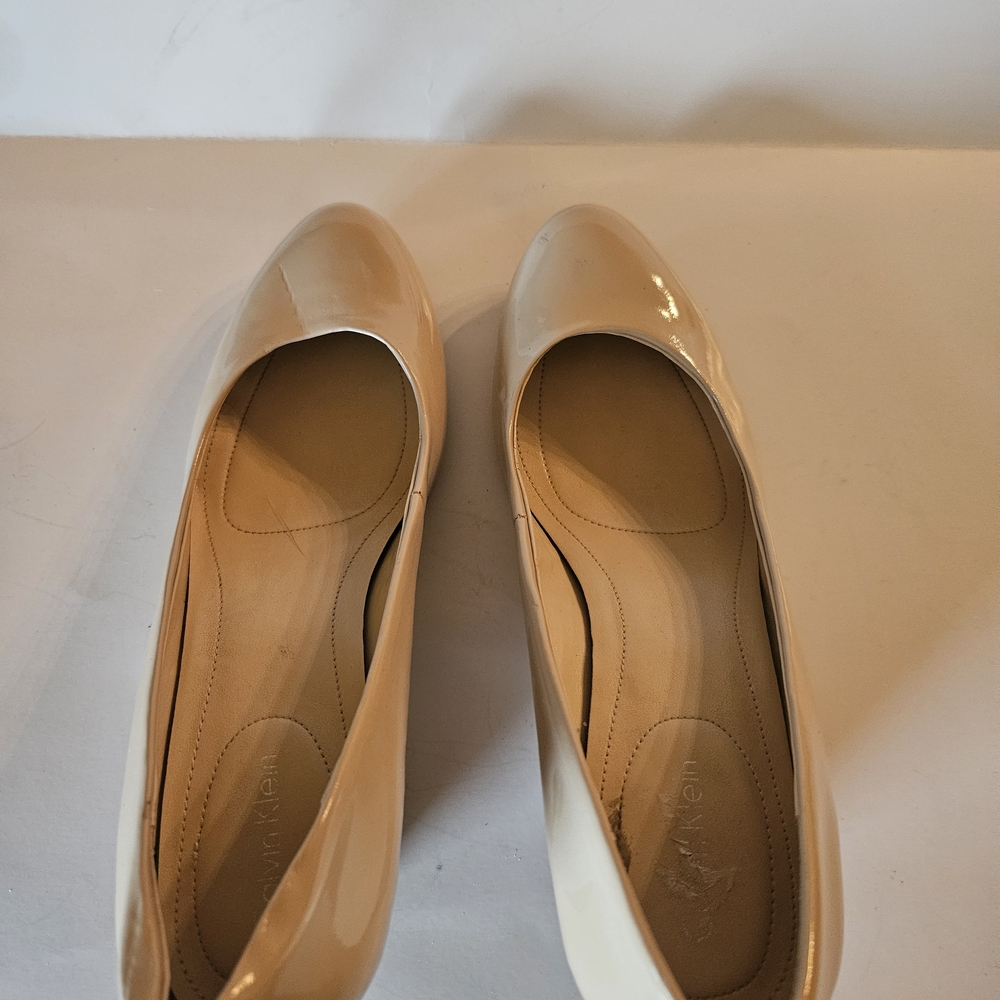 Calvin Klein Women's Tan Flats